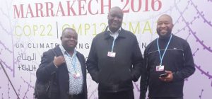 john-kioli-with-kenyan-delegates-in-cop22-access
